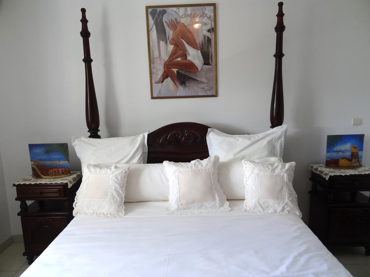 Bed & Breakfast 6 Suites Piscine Et Plage Pointe Faula เลอโวแกล็ง ภายนอก รูปภาพ