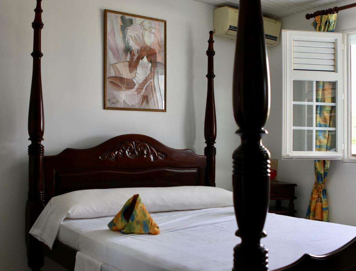 Bed & Breakfast 6 Suites Piscine Et Plage Pointe Faula เลอโวแกล็ง ภายนอก รูปภาพ